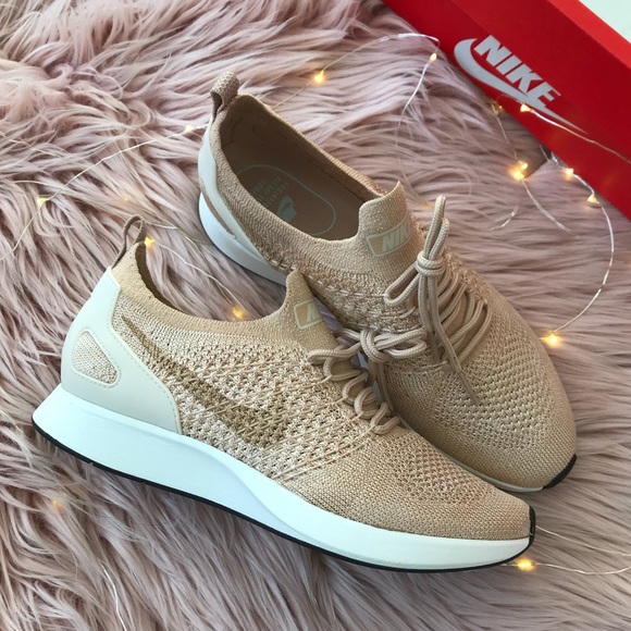 Nike mariah flyknit racer sneaker running shoes - Picture 6 of 8